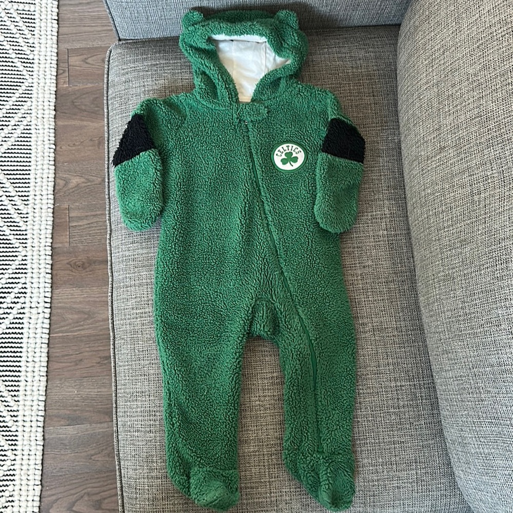 NBA Celtics polar bunting 18 months